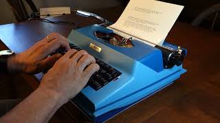 1972 Royal Apollo 12GT typewriter at work pica [upl. by Otilia]