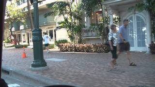 Cruising Honolulu Kalakaua Ave Oceanside Viewハワイ ワイキキ ドライブ [upl. by Dadinirt]