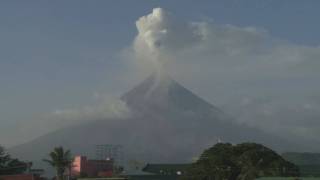 Amazing Mayon volcano eruption in the Philippines [upl. by Aime]