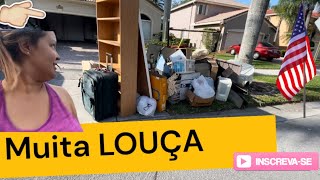 Ela me DEU A CAIXA DE LOUÇAS 🇺🇸Temporada de Lixo das Casas Americanas😱 [upl. by Nnylsia]