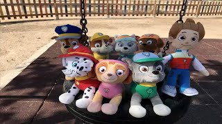 La patrulla canina juega en el parque con toboganes y columpios  Capitulo 15 Paw Patrol en Español [upl. by Ainessey]