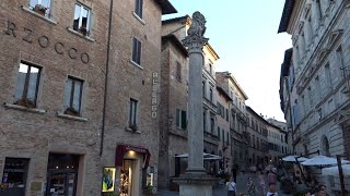 Montepulciano Unelegante passeggiata per il borgo [upl. by Nesrac635]