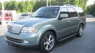 2006 Lincoln Navigator Start Up Engine and In Depth Tour [upl. by Ytsenoh]