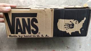 Unboxing Vans old skool 1990s Made in USA [upl. by Reinold]