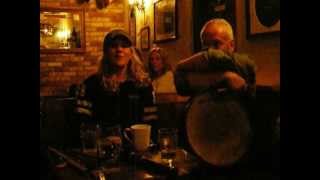 Mary Huckins of Dakota Blonde sings quotThe Windquot in pub in Doolin Ireland [upl. by Mclaurin]