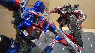 Transformers DOTM  Optimus vs Sentinel Stop Motion [upl. by Eirrotal602]