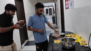 Hostel ma Hua food experiment in night😂  Hostel Days  Funny scene  Chitkara 🎓 [upl. by Leidag]