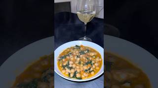 Traditional Spanish Recipe Potaje de garbanzos con espinacas [upl. by Helyn279]