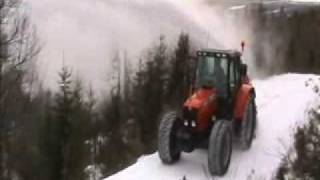 GLOBUS Snøfres GSF230 Snow Blower [upl. by Nimesay]