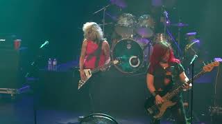 L7  Shove  Le Trianon Paris  18062024 [upl. by Evvie672]