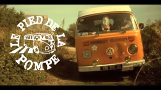 Le Pied De La Pompe  Rue Plein Air Clip [upl. by Haneekas]