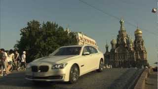 BMW 750i市街地走行シーン [upl. by Kania744]