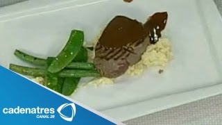 Receta para preparar filete de res en salsa de chocopimienta Cocinando con Aquiles Chavez [upl. by Atelahs]