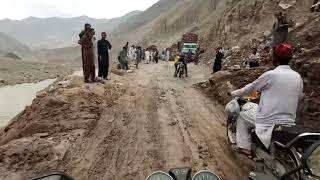 Crossing a Landsliding area in Gilgit Baltistan Pakistan [upl. by Hsekin]