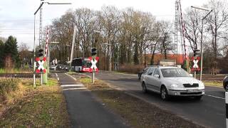 Bahnübergang quotLingener Straßequot Emsbüren Leschede  BÜS72  langsame Schranken [upl. by Suivatnom]