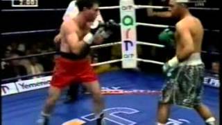 20020518 Naseem Hamed vs Manuel Calvo [upl. by Alley105]