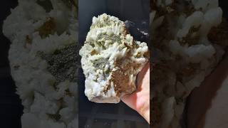 Crystal 白雲石Ankerite 共生黃鐵礦 pyrite 黃銅礦 Chalcopyrite 水晶擺件 原礦擺件 原礦標本 礦物標本 水晶標本 原石 原礦 奇摩拍賣➡️阿賽斯特萊 幸運店amp光工店 [upl. by Joleen]