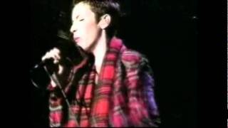 Annie Lennox You Have Placed A Chill In My Heart Live 1995 [upl. by Elyl]