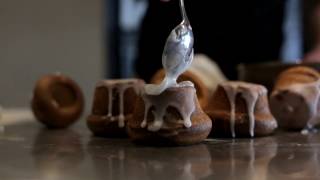 Skyrim Special Edition How to make your own Sweet Roll [upl. by Ednargel]