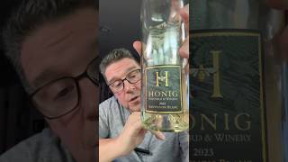 1 Minute Wine ReviewHonig Sauvignon Blanc [upl. by Tnecnev567]