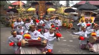 Kreasi Baleganjur Sekehe Gong Jenggala Gora Desa Adat Tegal Linggah Gianyar [upl. by Aminta]