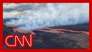 See images of Mauna Loa erupting for first time since 1984 [upl. by Ingraham]