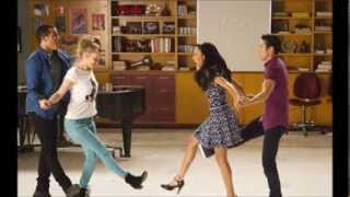 Glee  Valerie 5x12  Paroles amp Traduction [upl. by Rainah]