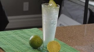 How to Make Mexican Limeade  Latin Cuisine [upl. by Letnahc]