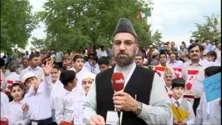 Arrival of Hadhrat Mirza Masroor Ahmad aba Khalifatul Masih in Canada on 3rd July 2012 [upl. by Htims]