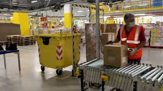 Amazon primo giorno di lavoro al Centro di distribuzione di Novara [upl. by Hilarius]