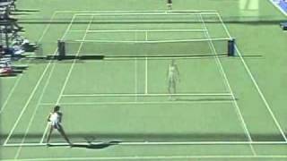 Venus Williams vs Amelie Mauresmo 2002 USO Highlights [upl. by Etselec]