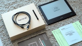 Dasung Paperlike HDFT unboxing 133inch Eink monitor with front light and touch [upl. by Scibert]