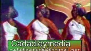 Somali Song Shumeey  Aweys Khamees amp Fatima Qasim [upl. by Sommers]