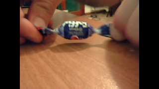 Video Tutorial 20  Come scartare una caramella [upl. by Valsimot679]