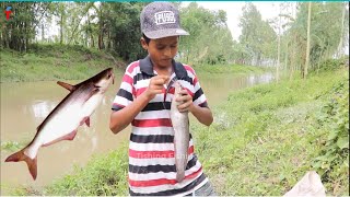 Boy Catches Huge Fish In Tiny Creek Village Fishing Challenge [upl. by Estele]