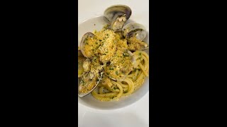 SPAGHETTI CON VONGOLE E BOTTARGA 🤤 Shorts [upl. by Drarreg529]