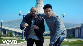 Chino y Nacho  Andas En Mi Cabeza ft Daddy Yankee Video Oficial [upl. by Nhguavoj]