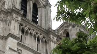 Angélus de midi à Notre Dame de Paris [upl. by Worlock]