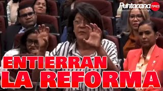 PROFESORA ENTIERRA LA REFORMA FISCAL  VISTA PÚBLICA  TIEMBLA EL CONGRESO [upl. by Ruhtracam689]