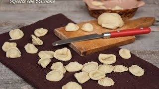 Orecchiette fatte in casa semplice e veloce  Ricette che Passione [upl. by Eilujna556]