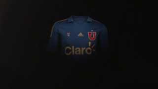 Nueva camiseta Universidad de Chile Temporada 201314 [upl. by Uokes]