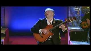 Francesco Buzzurro in Libertango di Astor Piazzolla dedicata a Papa Francesco [upl. by Acinomaj998]