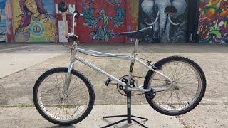 1985 Mongoose Expert Old School BMX Racing Bike Bicycle mongoose bmxracing 80s BMX oldschool [upl. by Rebmit626]