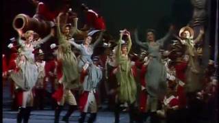 Gounod Faust  Choir quotVin ou biérequot [upl. by Ruelu972]