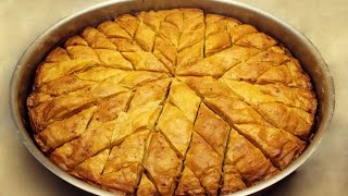 Baklava Rezept  Türkisches Baklava mit Walnüssen selber machen [upl. by Airdnoed]