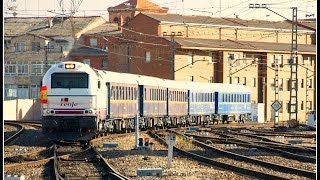 Tren Especial Prestige del 150 Aniversario de la llegada del Tren a Zamora con megafonía estación [upl. by Naginarb]