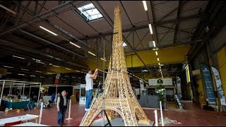 VIDEO Il installe la plus grande tour Eiffel en allumettes du monde à Poitiers [upl. by Katsuyama128]