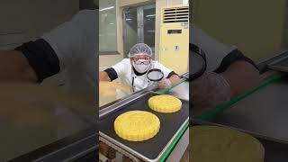 Happy mooncake makingShorts Mooncake China Chinesefood Satisfying [upl. by Gaston130]