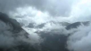 Whistler Peak 2 Peak Gondola From Mountain to Blackcomb [upl. by Eeroc]