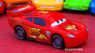 Cars 2 Movie Moments KaCiao Mcqueen Francesco Bernoulli Mattel Diecasts Disney Pixar Toy Review [upl. by Viens]